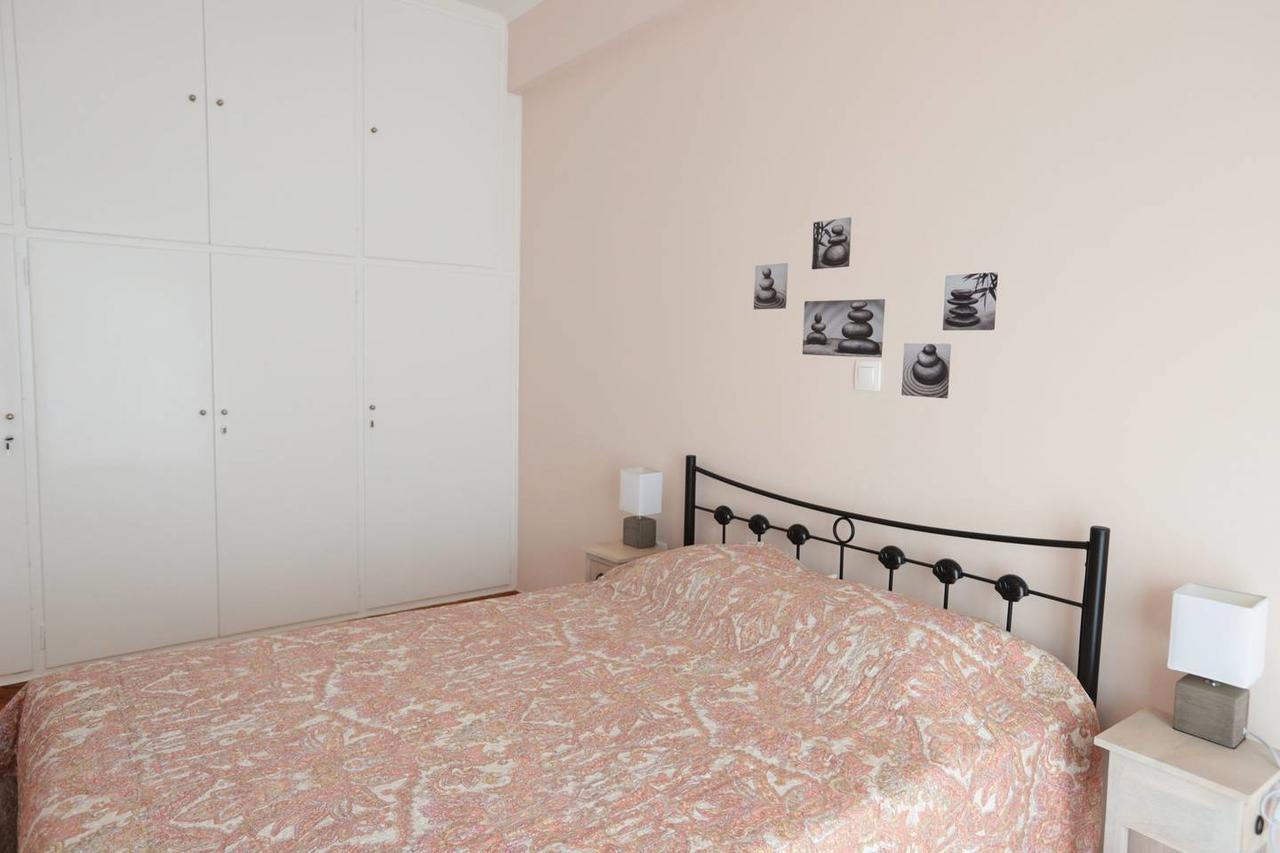 Pale Coloured Apt In Athens Historic Centre Esterno foto